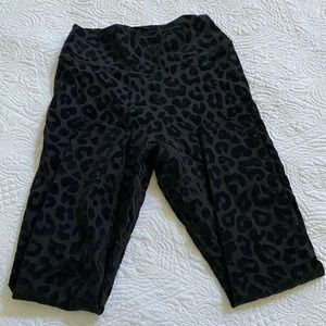 Women's BALANCE Athletica The Lux Black Panther Velour Leopard Leggings
